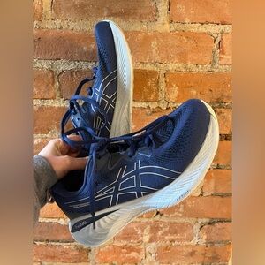 Asics Women's Gel-Cumulus 25 Shoes - Size 9